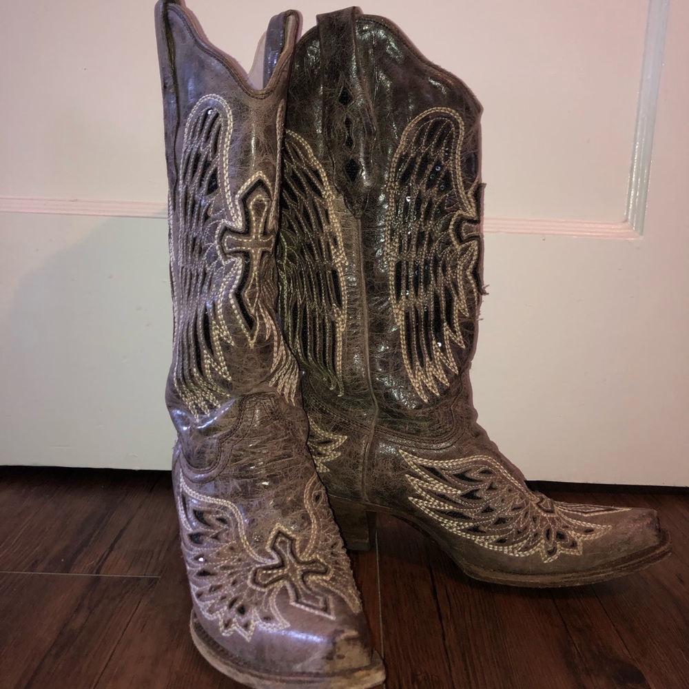 Corral Vintage Grey Wing & Cross Boots - 7.5